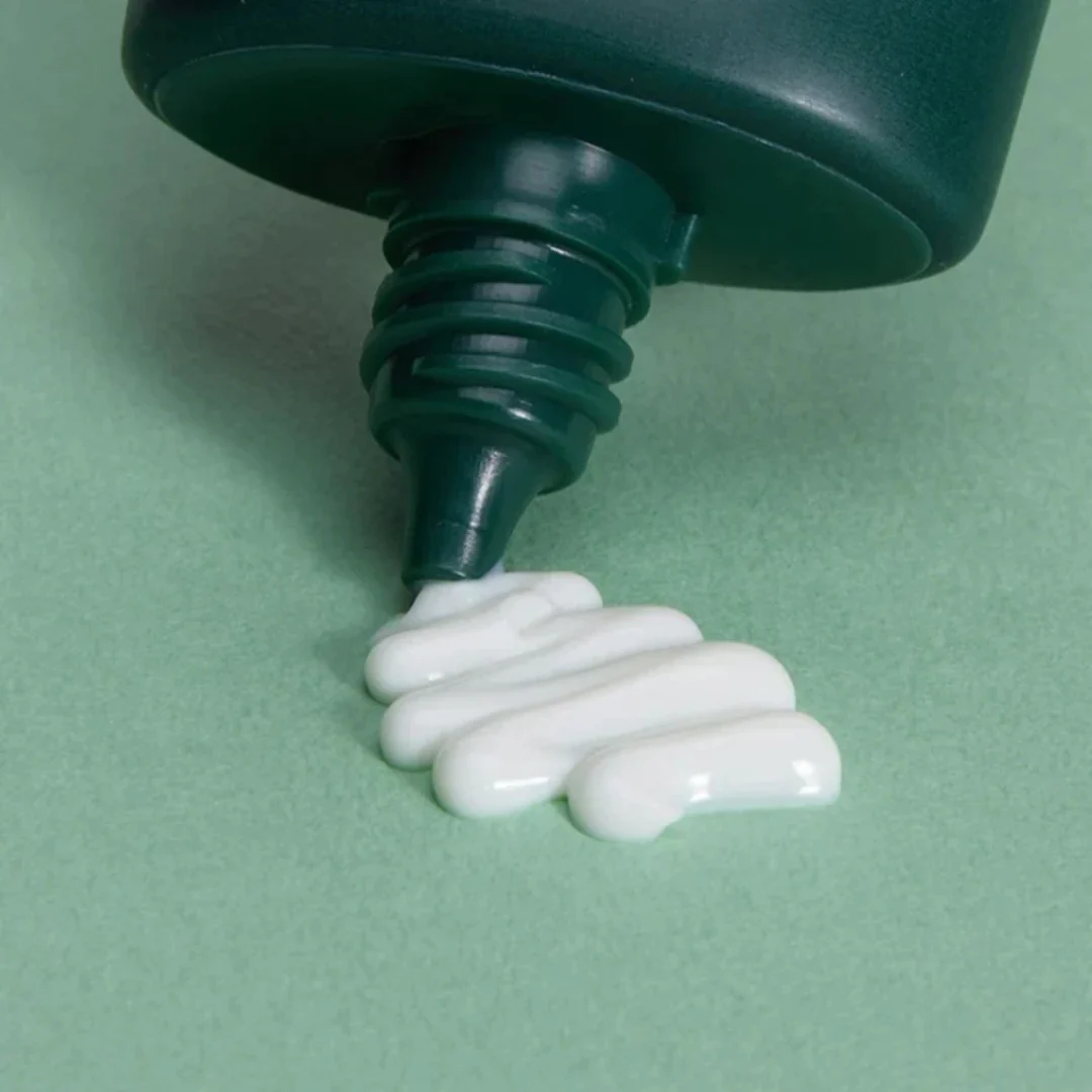 ANUA - Heartleaf Silky Moisture Sun Cream SPF 50+ PA++++ - Image 5